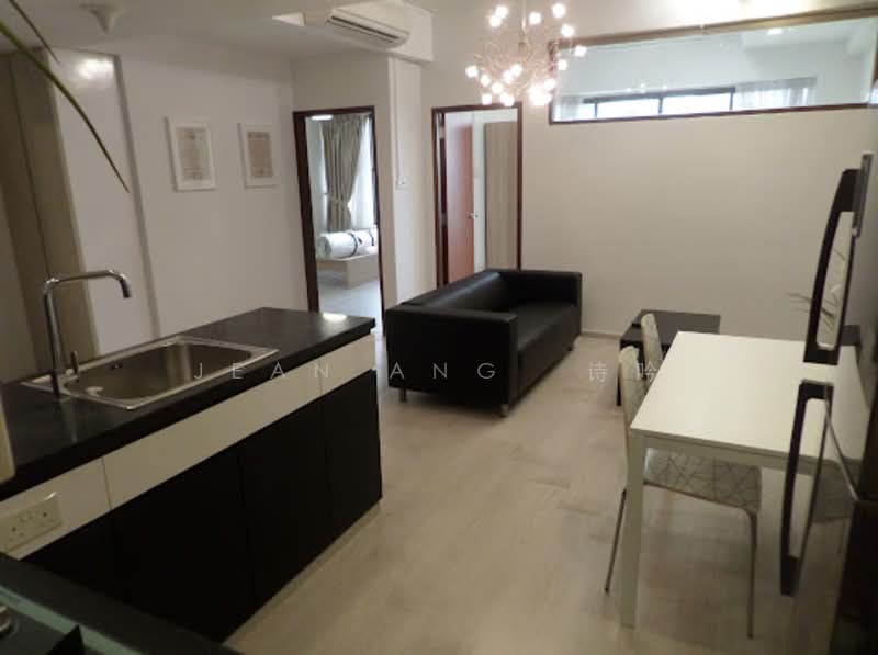 International Plaza Apartment For Sale at S$ 1,470,000 | PropertyGuru Singapore - Living Room