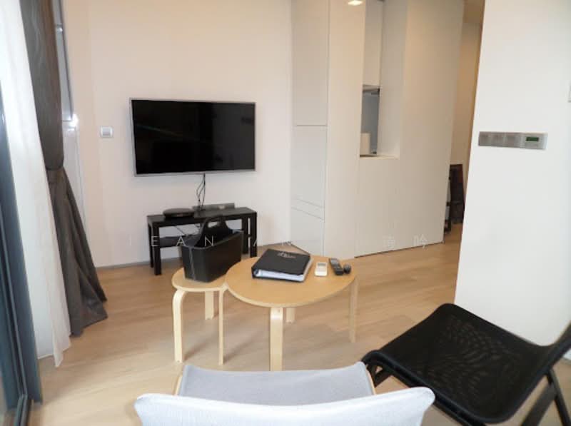 Skysuites @ Anson Condominium For Sale at S$ 975,000 | PropertyGuru Singapore - Living Room