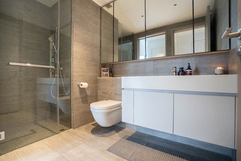 The Garden Residences Condominium For Sale at S$ 1,390,000 | PropertyGuru Singapore - Bathroom