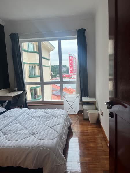 Emerald Garden, 33 Club Street, 1 Bedroom, 180 sqft, Condominium For Rent, by Rick Khiantani, 500055856 - PropertyGuru.com.sg