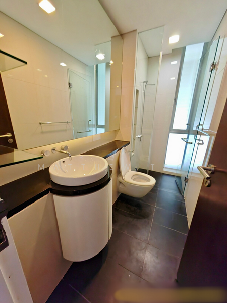 For Rent - Holland Mews