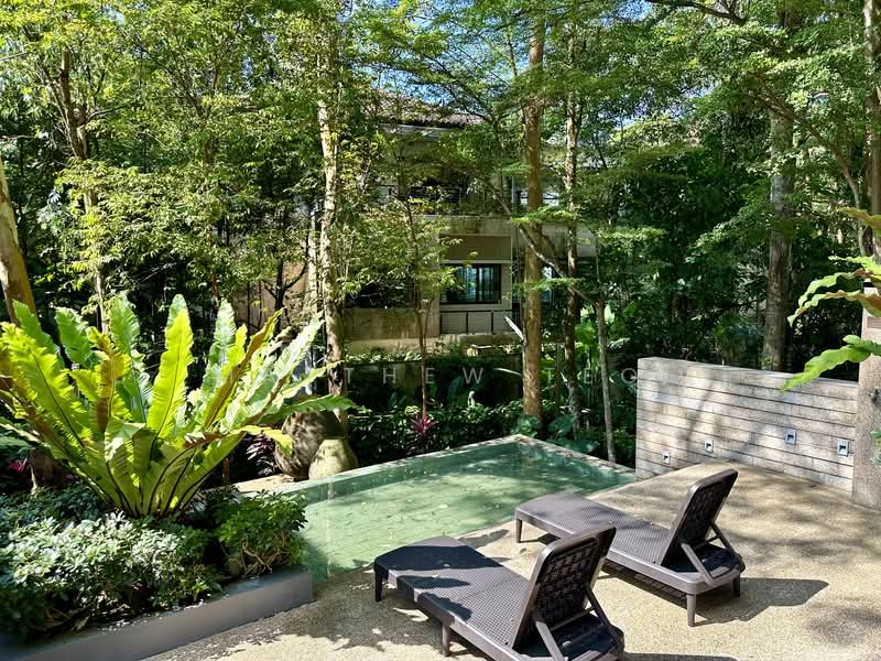 For Rent - Holland Mews