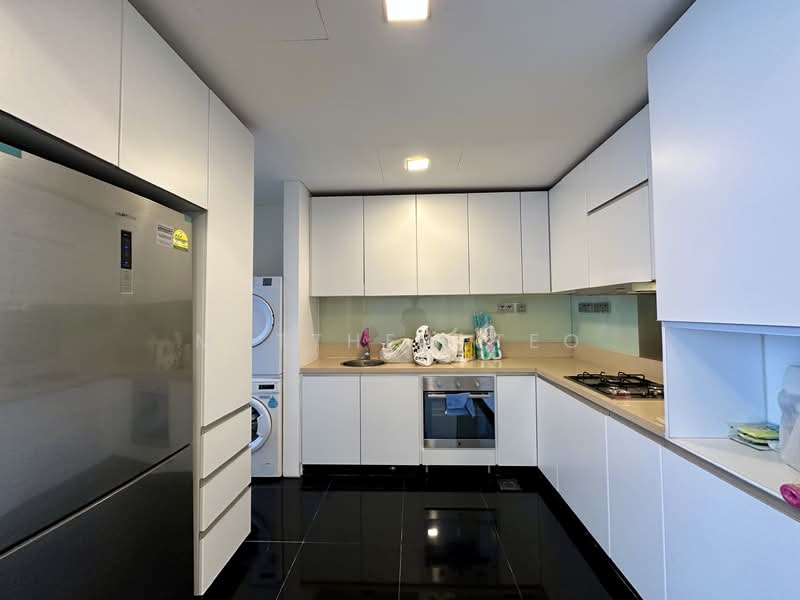 For Rent - Holland Mews