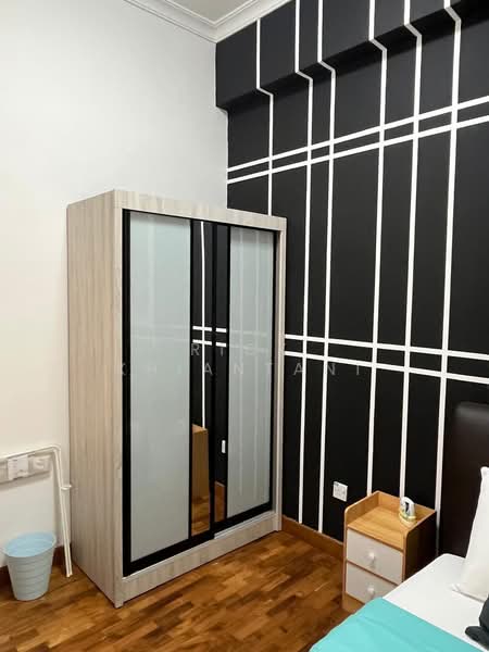 Emerald Garden, 33 Club Street, 1 Bedroom, 150 sqft, Condominium For Rent, by Rick Khiantani, 500055861 - PropertyGuru.com.sg