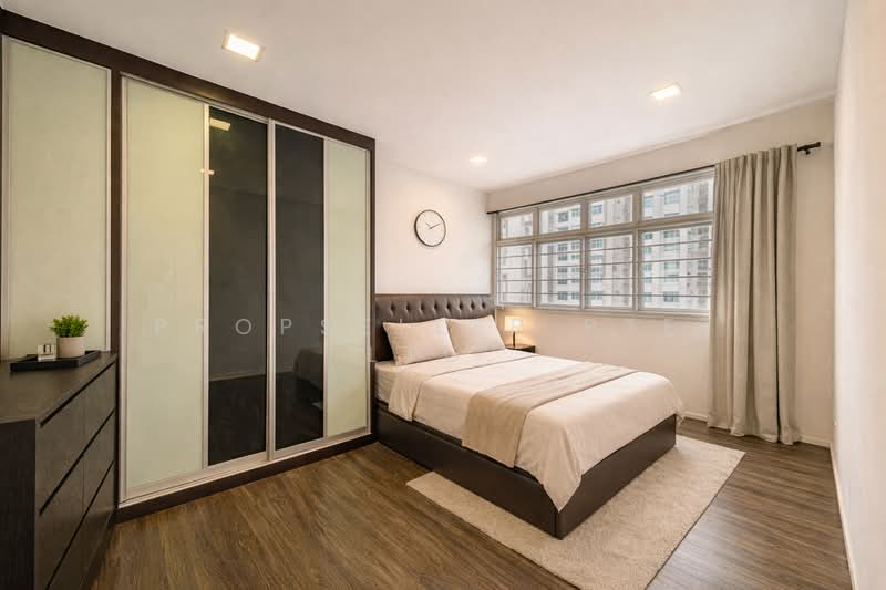 208C Punggol Place HDB Flat For Sale at S$ 650,000 | PropertyGuru Singapore - Bedroom