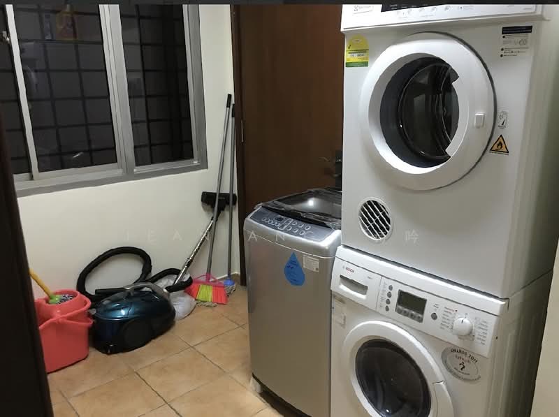 UE Square Apartment For Sale at S$ 3,770,000 | PropertyGuru Singapore - Interior