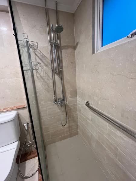 Burlington Square, 175 Bencoolen Street, 1 Bedroom, 180 sqft, Apartment For Rent, by Rick Khiantani, 500055875 - PropertyGuru.com.sg