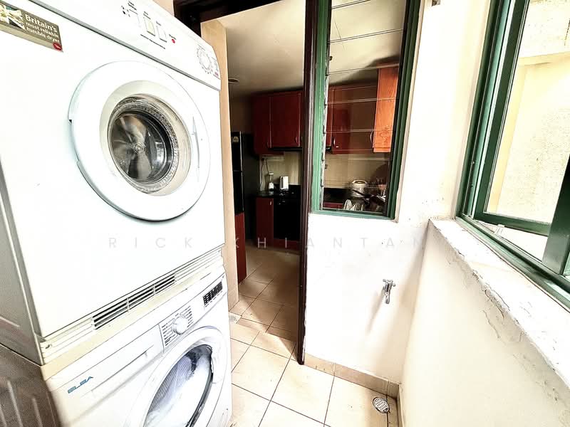 Burlington Square, 175 Bencoolen Street, 1 Bedroom, 180 sqft, Apartment For Rent, by Rick Khiantani, 500055875 - PropertyGuru.com.sg