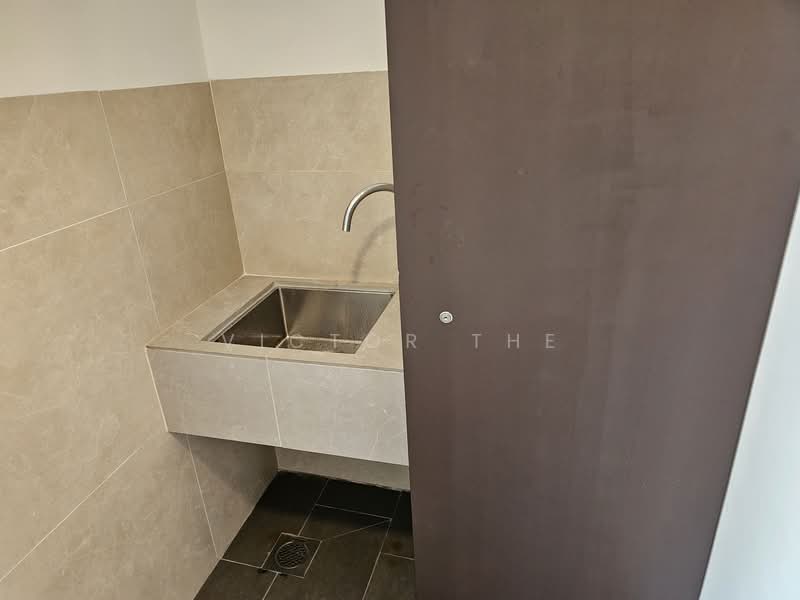 Aperia, KALLANG AVENUE, 2,468 sqft, Light Industrial (B1) For Rent, by Victor The, 500055882 - CommercialGuru.com.sg