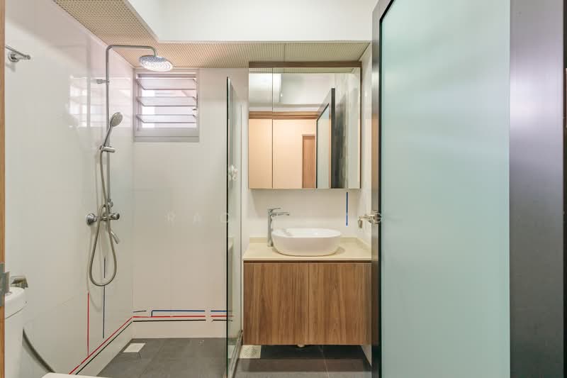 153C Bedok South Road HDB Flat For Sale at S$ 949,999 | PropertyGuru Singapore - Bathroom
