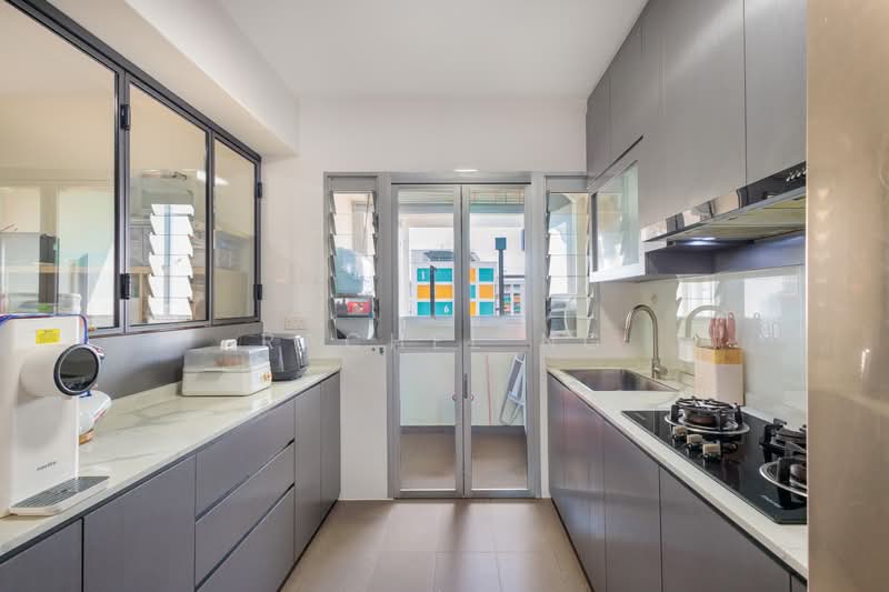 153C Bedok South Road HDB Flat For Sale at S$ 949,999 | PropertyGuru Singapore - Kitchen