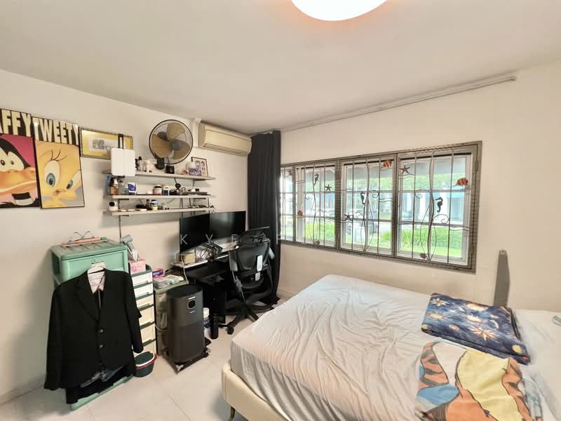 53 Jalan Ma'mor, 53 Jalan Ma'mor, 3 Bedrooms, 1,324 sqft, HDB Flat For Sale, by Kye Fung, 500055892 - Bedroom 1 - PropertyGuru.com.sg