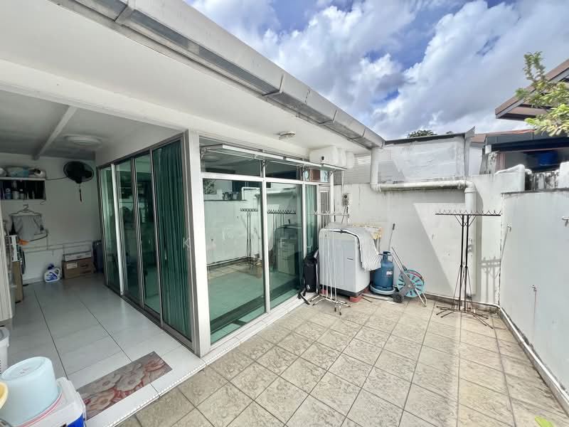 53 Jalan Ma'mor, 53 Jalan Ma'mor, 3 Bedrooms, 1,324 sqft, HDB Flat For Sale, by Kye Fung, 500055892 - Back Yard - PropertyGuru.com.sg