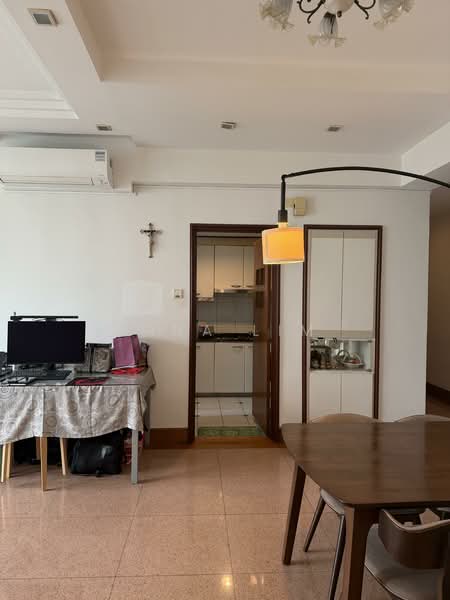 Springdale Condo, 53 Hindhede Walk, 3 Bedrooms, 1,130 sqft, Condominium For Rent, by Lina Lim, 500055902 - Living Room - PropertyGuru.com.sg