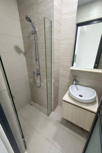 Forte Suites, 88 Mergui Road, 2 Bedrooms, 657 sqft, Condominium For Rent, by Darren Yeo, 500055907 - Bathroom - PropertyGuru.com.sg