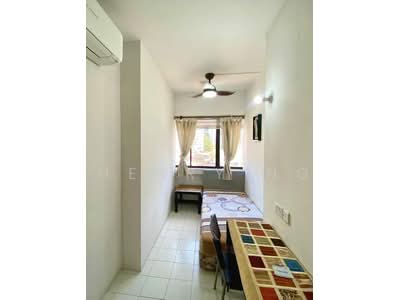 For Rent - Lucky Plaza