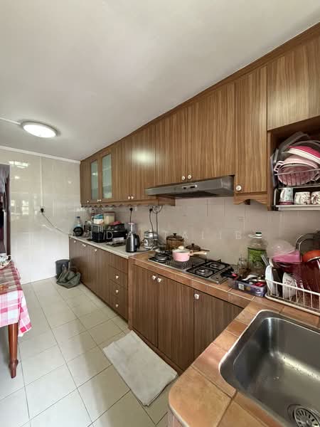 156 Woodlands Street 13 HDB Flat For Sale at S$ 520,000 | PropertyGuru Singapore