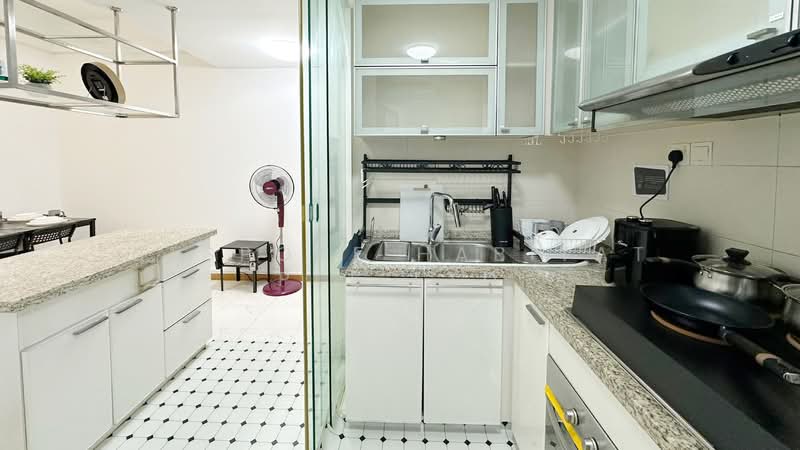 Hillview Regency, 28 Bukit Batok East Avenue 2, Room Rental, 100 sqft, Condominium For Rent, by Bespoke Habitat Pte Ltd, 500055927 - Kitchen - PropertyGuru.com.sg