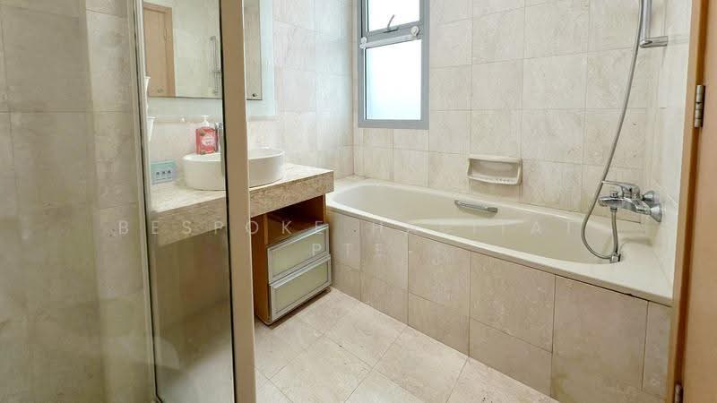 Hillview Regency, 28 Bukit Batok East Avenue 2, Dairy Farm / Bukit Panjang / Choa Chu Kang, Room Rental, 100 sqft, Condominium For Rent, by Bespoke Habitat Pte Ltd, 500055927 - MBR4 Bathroom - PropertyGuru.com.sg