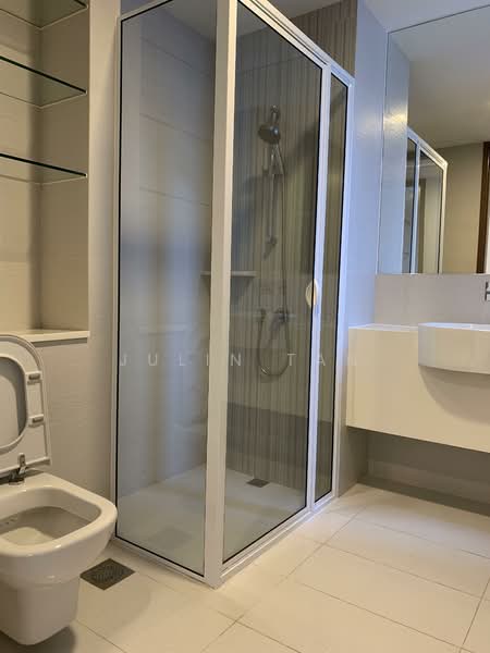 The Wharf Residence, 15 Tong Watt Road, 2 Bedrooms, 1,033 sqft, Condominium For Rent, by Julin Tan, 500055933 - Bathroom - PropertyGuru.com.sg