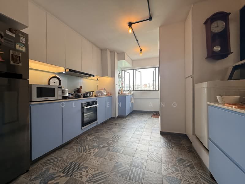 For Sale - 410 Jurong West Street 42