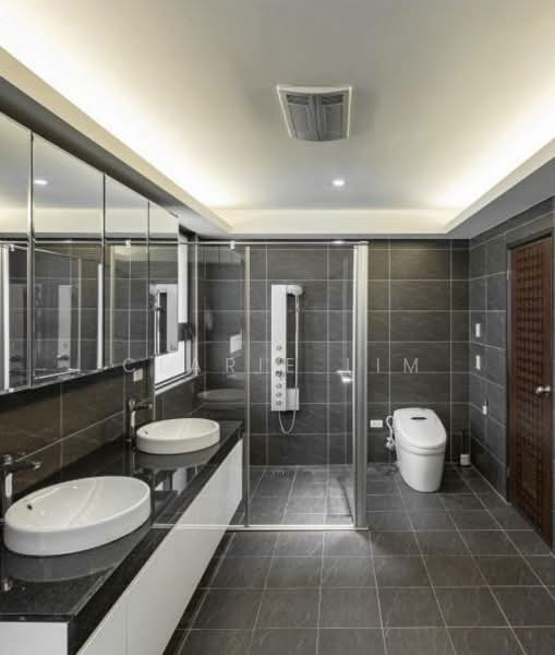 Cuscaden Residences Condominium For Sale at S$ 4,180,000 | PropertyGuru Singapore - Bathroom