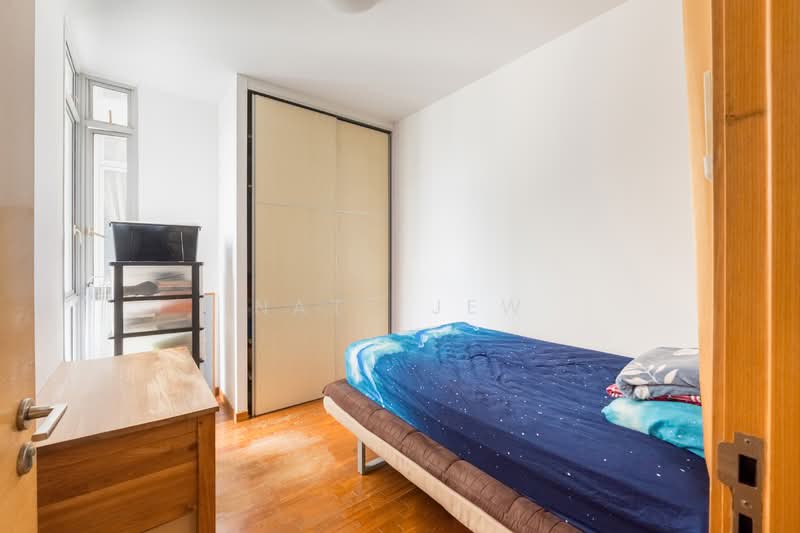 The Lakeshore Condominium For Sale at S$ 1,780,000 | PropertyGuru Singapore - Bedroom