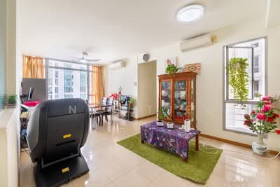 For Sale - The Lakeshore