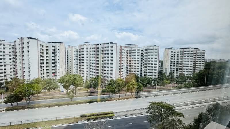 D'Nest, 131 Pasir Ris Grove, 3 Bedrooms, 936 sqft, Condominium For Rent, by Goh Keng Yew, 500055977 - PropertyGuru.com.sg