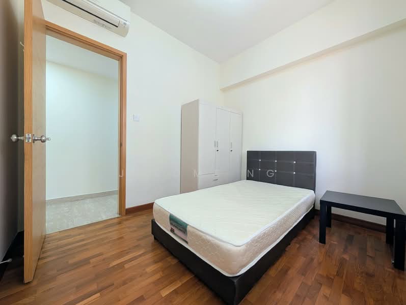 Sunville, 20 Saint Michael's Road, 3 Bedrooms, 1,184 sqft, Apartment For Rent, by Jerome Ng, 500055983 - Bedroom 1 View 1 - PropertyGuru.com.sg