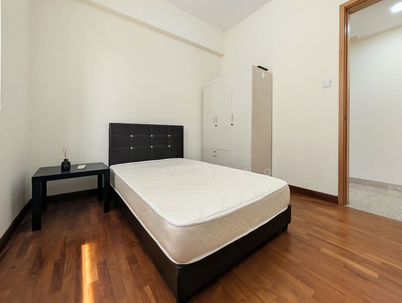 Sunville, 20 Saint Michael's Road, 3 Bedrooms, 1,184 sqft, Apartment For Rent, by Jerome Ng, 500055983 - Bedroom 2 View 1 - PropertyGuru.com.sg