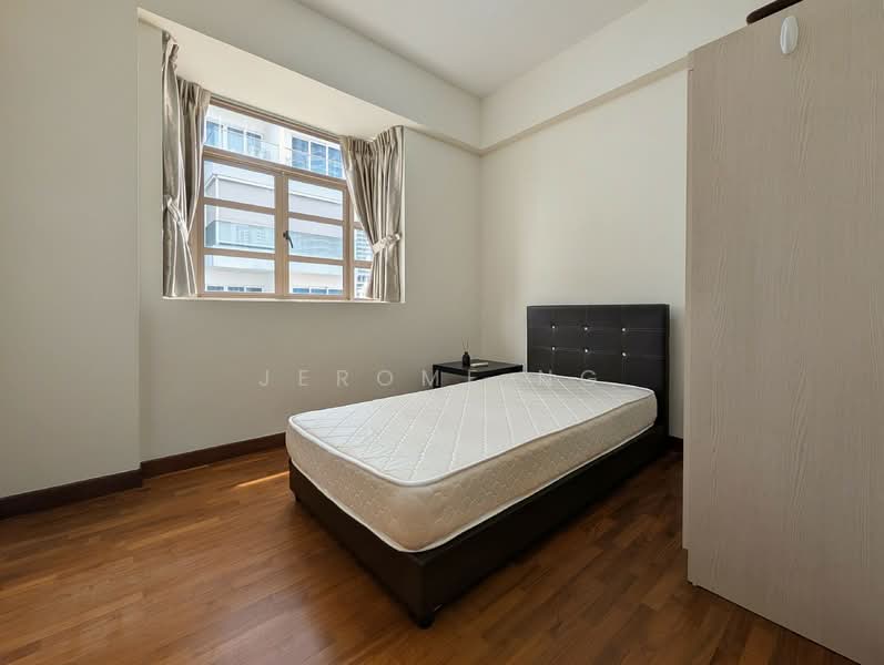 Sunville, 20 Saint Michael's Road, 3 Bedrooms, 1,184 sqft, Apartment For Rent, by Jerome Ng, 500055983 - Bedroom 2 View 2 - PropertyGuru.com.sg