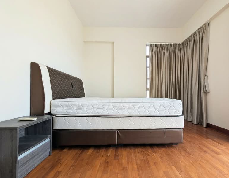 Sunville, 20 Saint Michael's Road, 3 Bedrooms, 1,184 sqft, Apartment For Rent, by Jerome Ng, 500055983 - Master Bedroom View 1 - PropertyGuru.com.sg