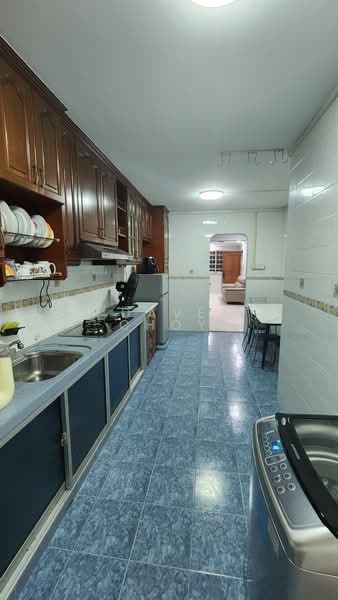 840 Yishun Street 81, 840 Yishun Street 81, 2 Bedrooms, 786 sqft, HDB Flat For Rent, by Dave Choy, 500055989 - Kitchen - PropertyGuru.com.sg