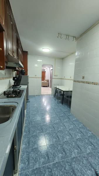 840 Yishun Street 81, 840 Yishun Street 81, 2 Bedrooms, 786 sqft, HDB Flat For Rent, by Dave Choy, 500055989 - Kitchen - PropertyGuru.com.sg