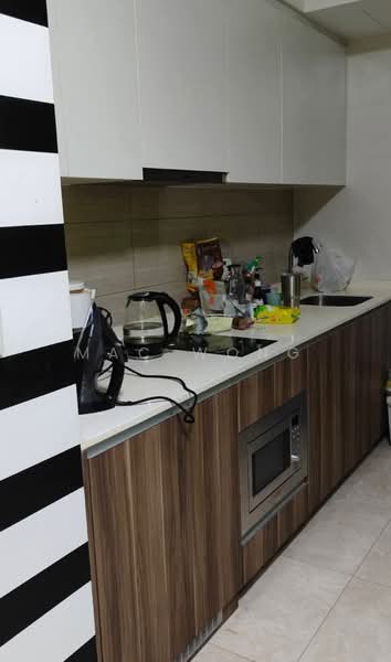 The Glades, 12 Bedok Rise, 2 Bedrooms, 689 sqft, Condominium For Rent, by Mac Wong, 500056005 - Kitchen - PropertyGuru.com.sg