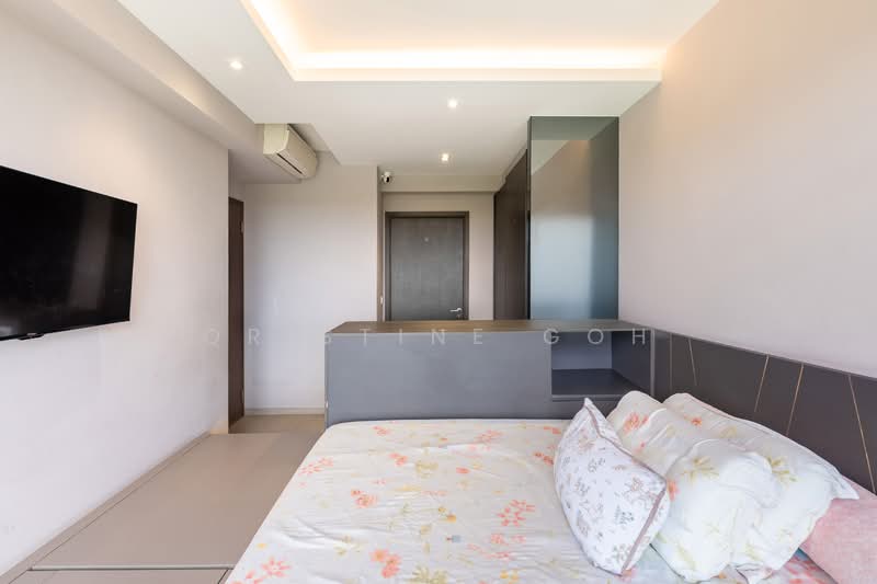 iNz Residence Condominium For Sale at S$ 1,620,000 | PropertyGuru Singapore - Bedroom