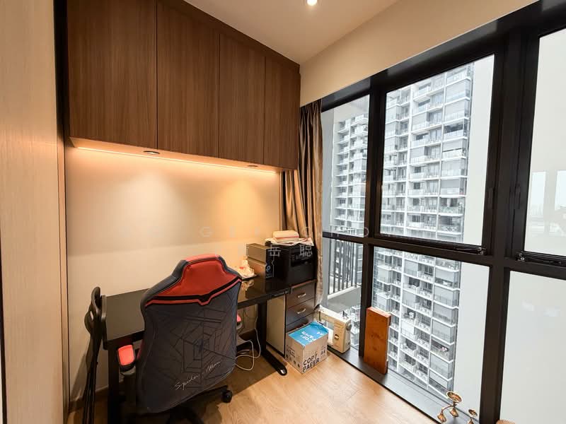 Whistler Grand Condominium For Sale at S$ 3,000,000 | PropertyGuru Singapore - Study