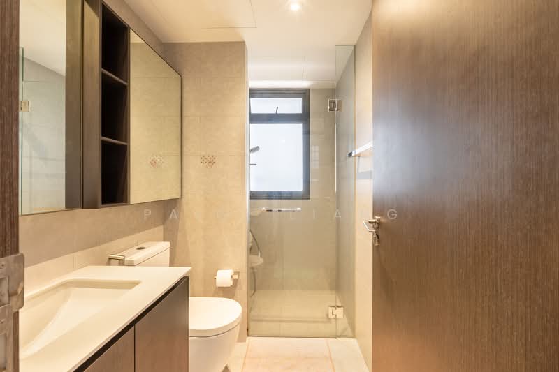 iNz Residence Condominium For Sale at S$ 1,620,000 | PropertyGuru Singapore - Bathroom