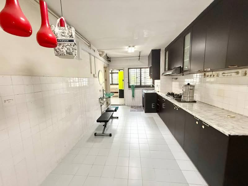 319 Ang Mo Kio Avenue 1, 319 Ang Mo Kio Avenue 1, 2 Bedrooms, 786 sqft, HDB Flat For Sale, by Dylan Lee, 500056042 - PropertyGuru.com.sg
