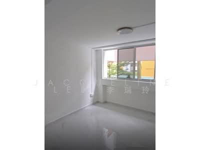 For Rent - 826 Tampines Street 81