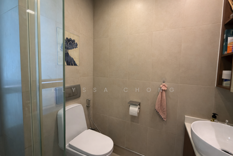 Botannia Condominium For Sale at S$ 2,480,000 | PropertyGuru Singapore - Bathroom