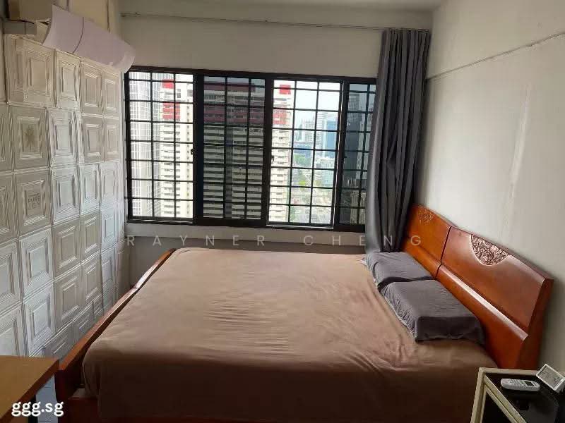 People's Park Complex Apartment For Sale at S$ 1,960,000 | PropertyGuru Singapore - Bedroom