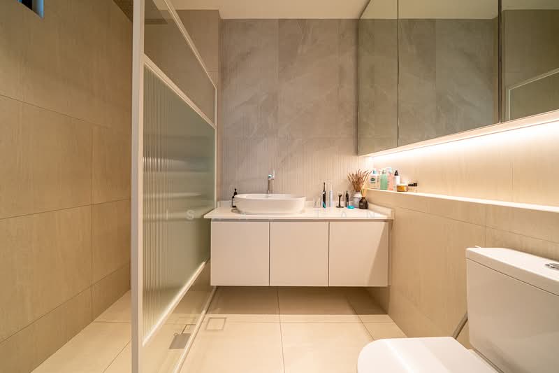 Jewel of Balmoral Condominium For Sale at S$ 3,500,000 | PropertyGuru Singapore - Bathroom