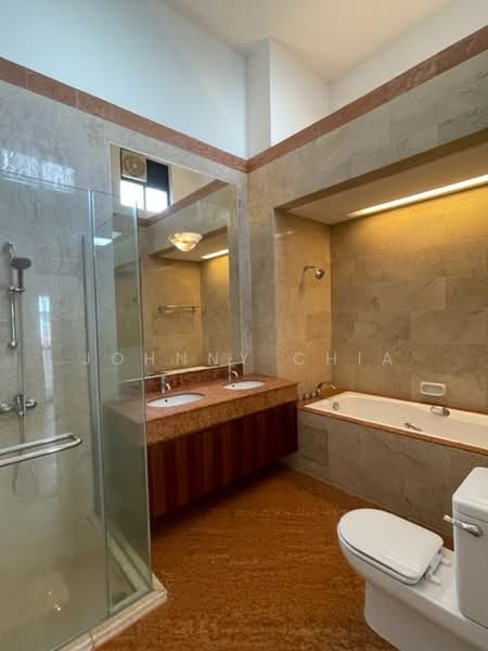Brentwood Villas, Lloyd Road Singapore, 4 Bedrooms, 2,242 sqft, Cluster House For Rent, by Johnny Chia, 500056080 - Bathroom - PropertyGuru.com.sg