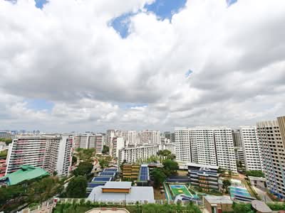 For Rent - 95c circuit road