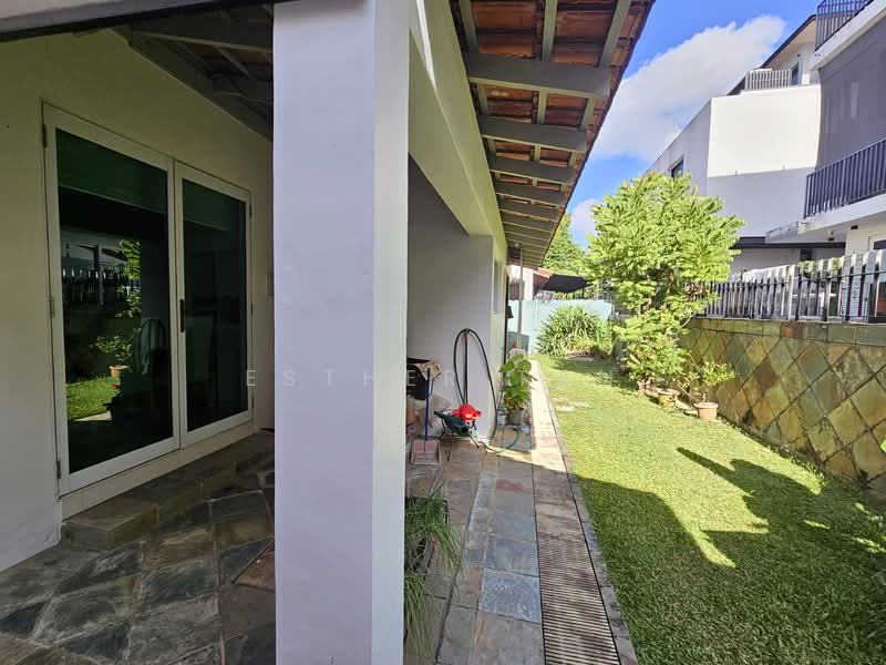 Linked Bungalow At Sunset Way! Large Land Size! 1Km to Nan Hua Pri Sch! Bungalow House For Sale at S$ 10,499,000 | PropertyGuru Singapore - Backyard