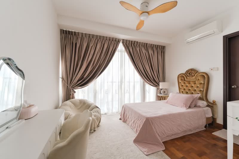 Cheap! 3 storey cluster house at Springhill Cluster House For Sale at S$ 2,600,000 | PropertyGuru Singapore - Bedroom