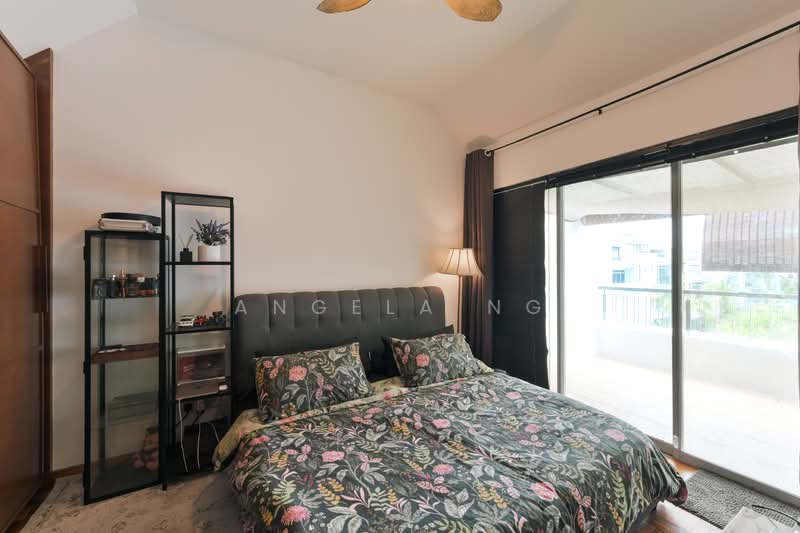 Cheap! 3 storey cluster house at Springhill Cluster House For Sale at S$ 2,600,000 | PropertyGuru Singapore - Bedroom