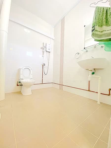 245 Tampines Street 21, 245 Tampines Street 21, 3 Bedrooms, 1,615 sqft, HDB Flat For Rent, by Eugene Chen, 500056120 - PropertyGuru.com.sg